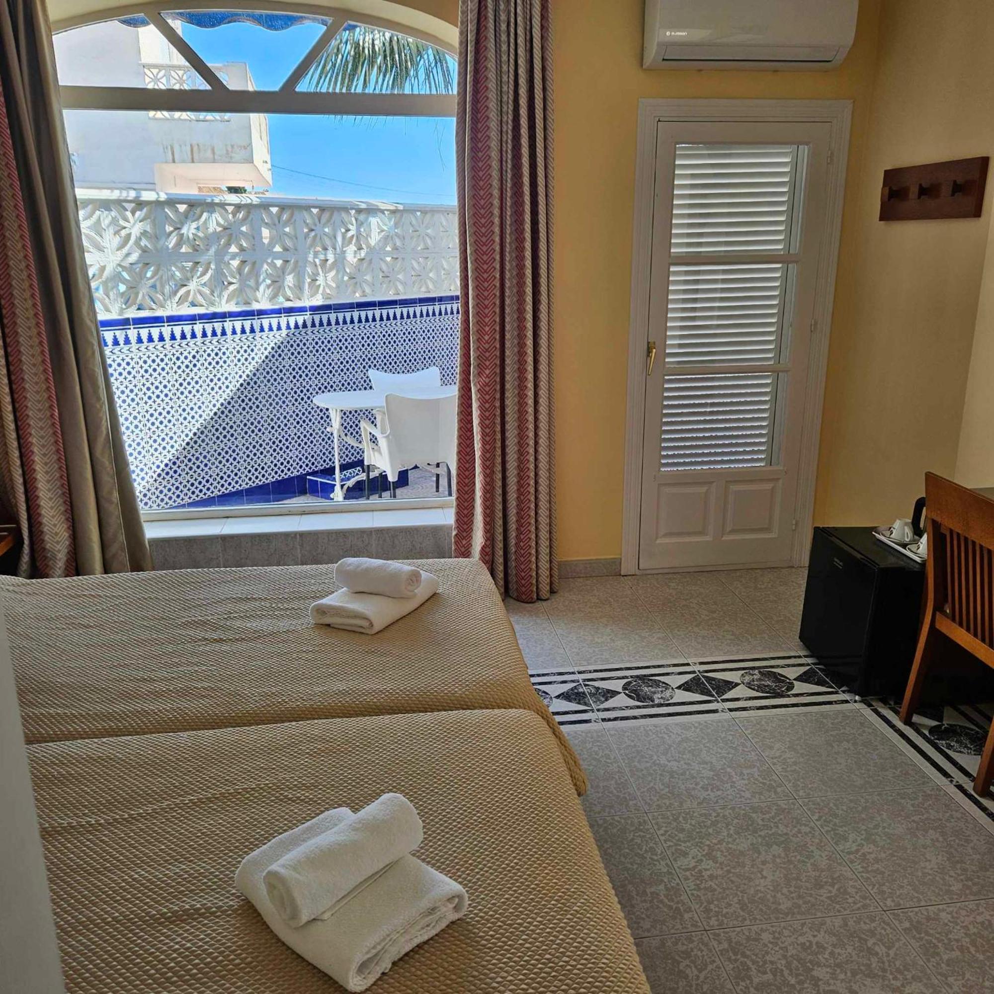 Hotel Marazul By Fitzgeralds à Nerja Extérieur photo